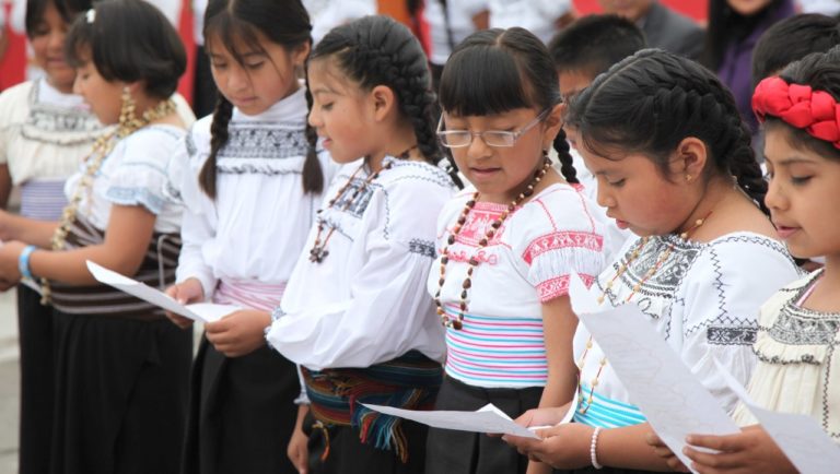 alumnos nahuatl