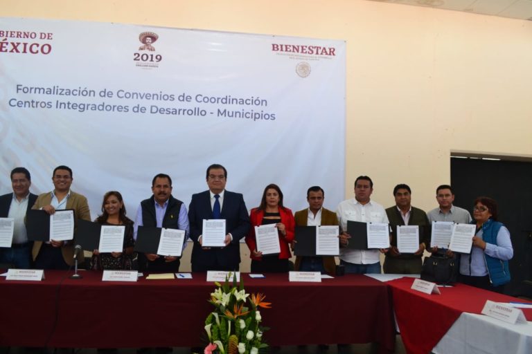 FOTO FIRMA DE CONVENIO