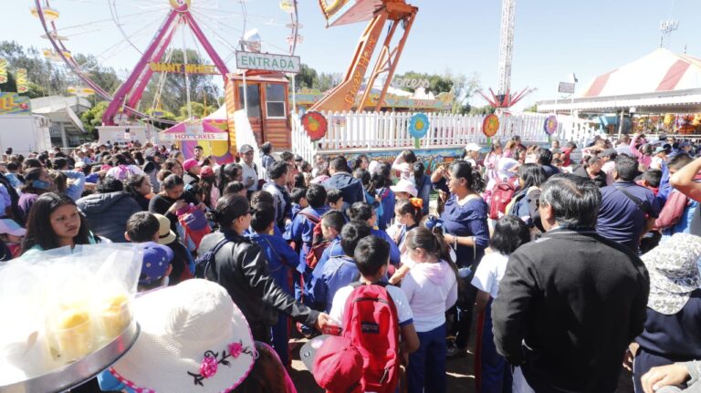 feria estudiantes